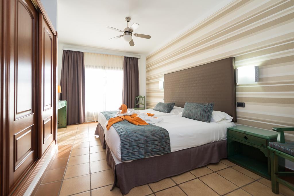 Hd Pueblo Marinero - Adults Only Apartment Плая Бланка Екстериор снимка