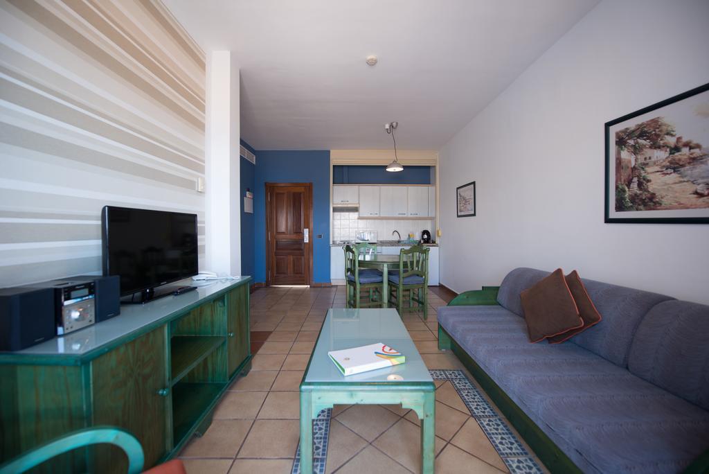 Hd Pueblo Marinero - Adults Only Apartment Плая Бланка Екстериор снимка