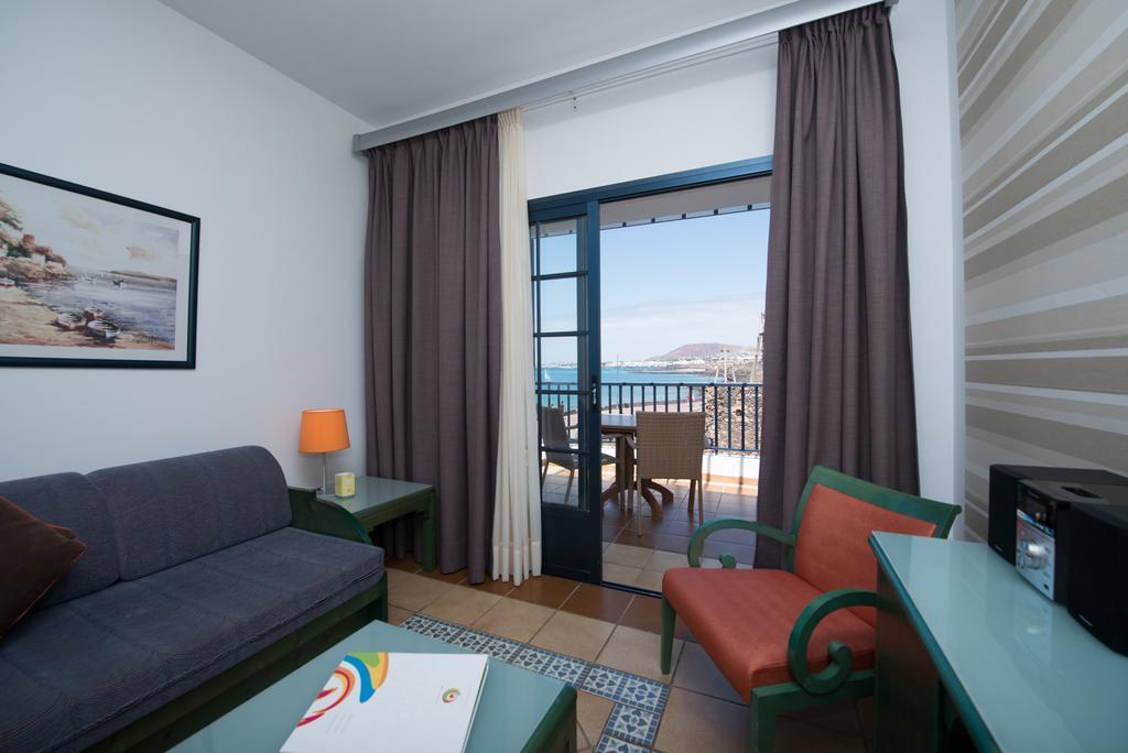 Hd Pueblo Marinero - Adults Only Apartment Плая Бланка Екстериор снимка