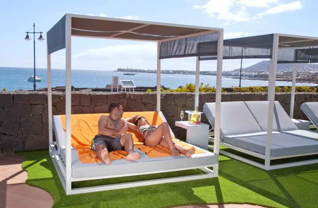 Hd Pueblo Marinero - Adults Only Apartment Плая Бланка Екстериор снимка