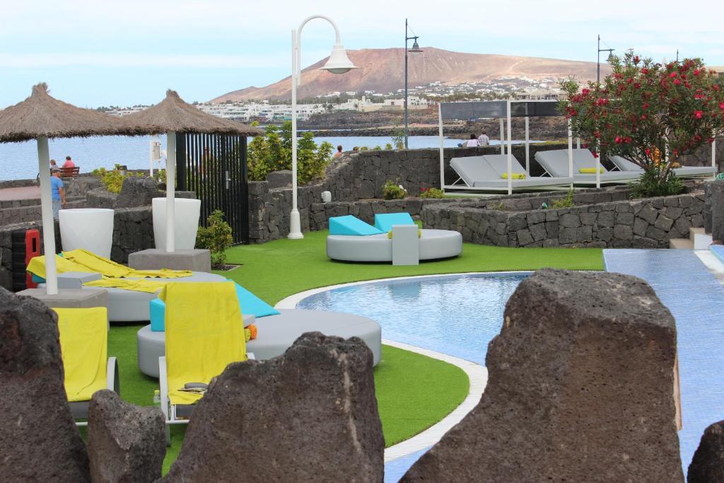 Hd Pueblo Marinero - Adults Only Apartment Плая Бланка Екстериор снимка